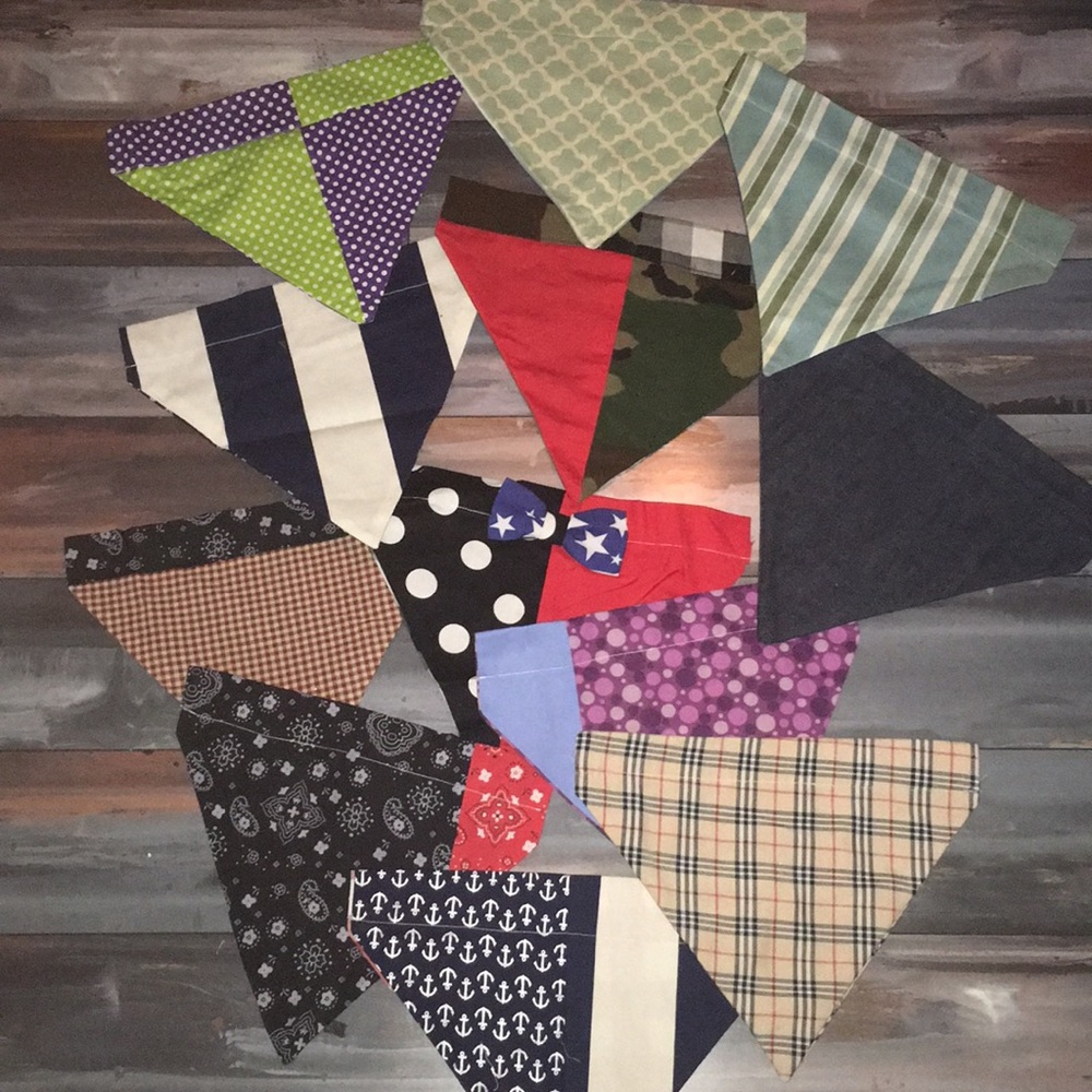 Doggie Bandanas!!🐕 2 for $12!!